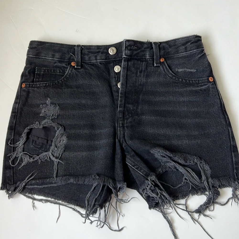 Topshop Distressed Denim Shorts Size 4